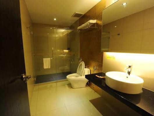 The Imperial Hotel Kluang Esterno foto